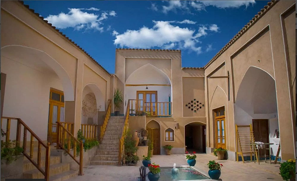 Ecolodge-isfahan2.jpg